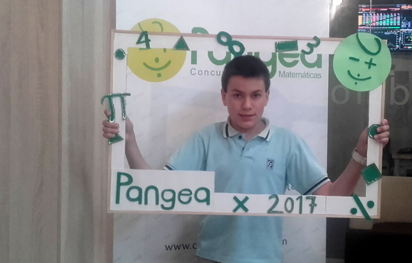 Antonio Willem Campen gana otro año el concurso nacional Pangea de Matemáticas