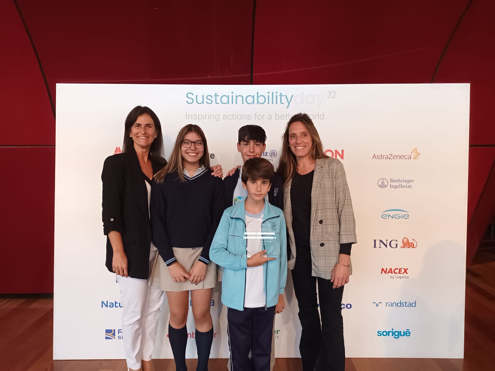 El Colegio Zola Las Rozas, premiado en la categoría de «Mejores Sustainability Actions 2022» por su compromiso con la sostenibilidad